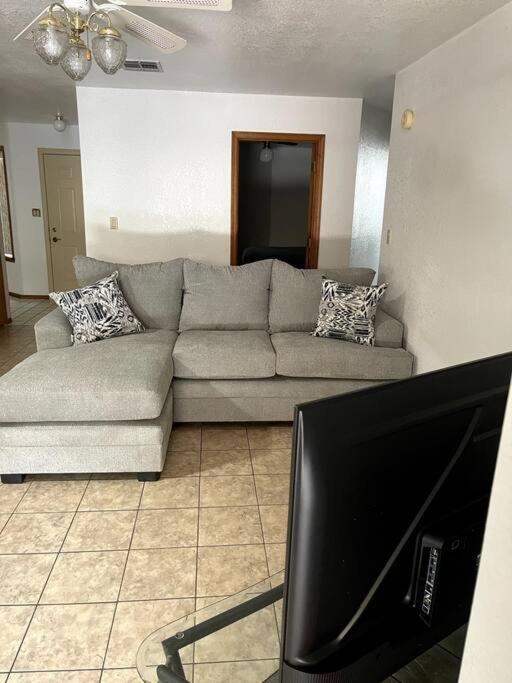 Townhouse, Two Car Garage, Fireplace Back Yard Las Cruces Luaran gambar