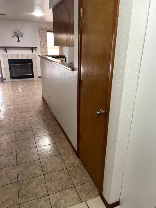 Townhouse, Two Car Garage, Fireplace Back Yard Las Cruces Luaran gambar