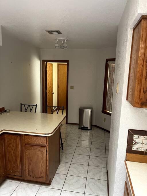 Townhouse, Two Car Garage, Fireplace Back Yard Las Cruces Luaran gambar