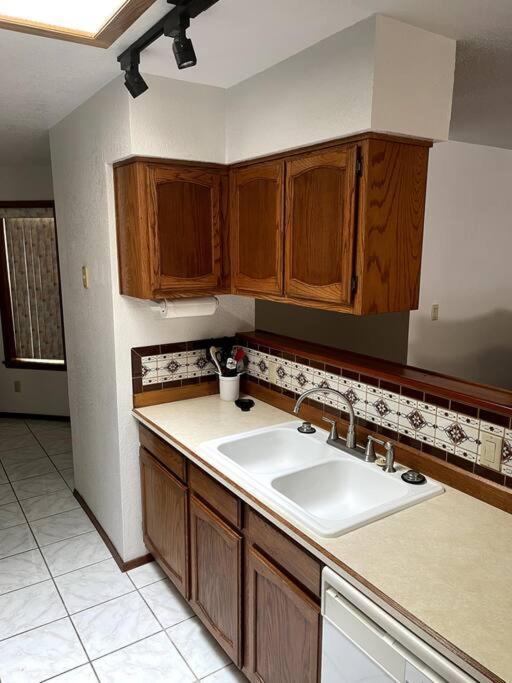 Townhouse, Two Car Garage, Fireplace Back Yard Las Cruces Luaran gambar